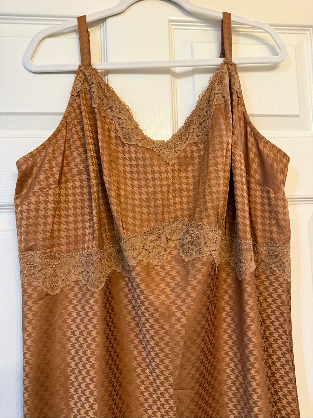 torrid Caramel Lace-Trim Houndstooth Slip Dress - Picture 2 of 6